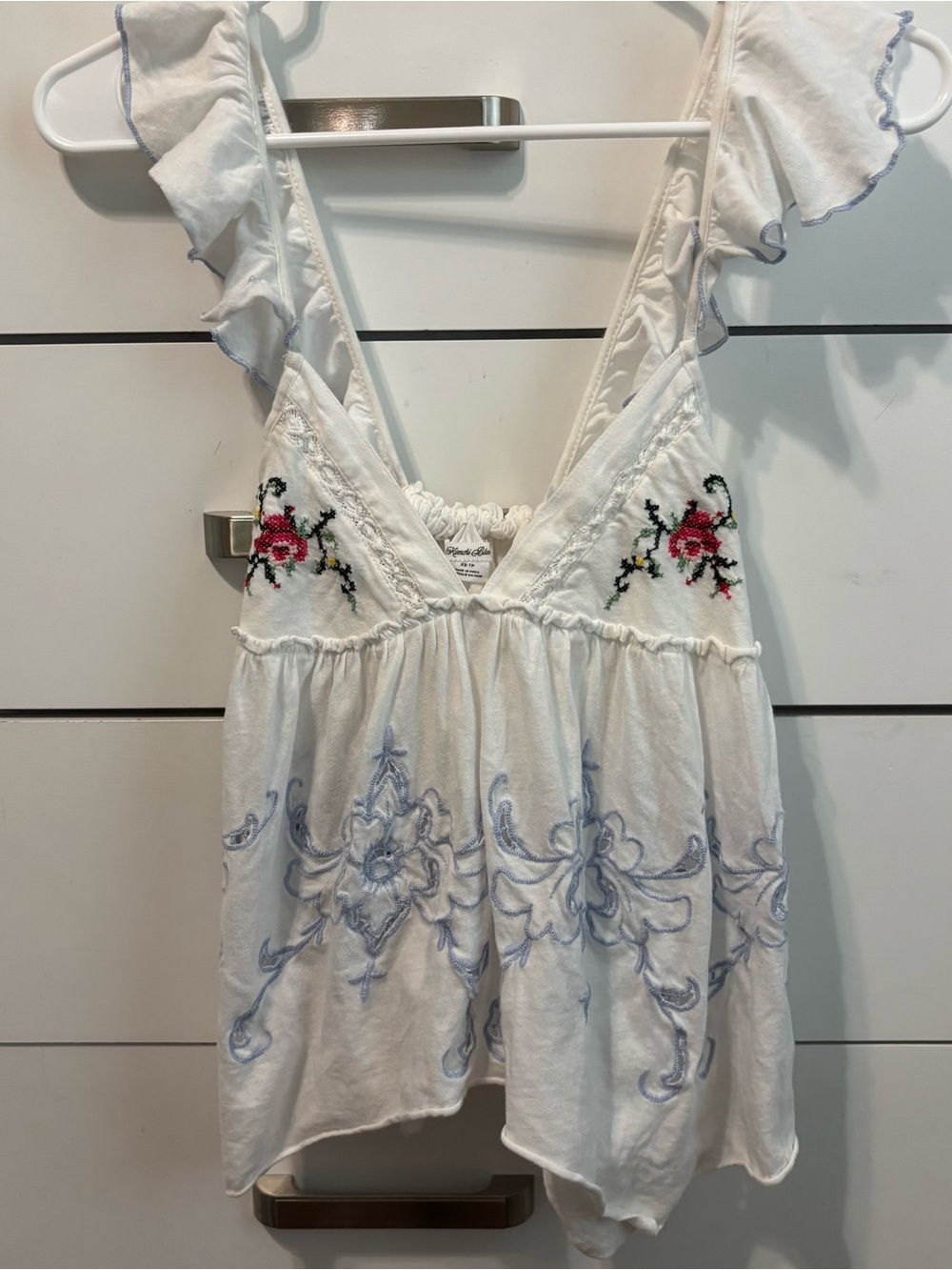 Urban Outfitters Kimchi Blue Floral Embroidered Tank - Picture 2 of 3